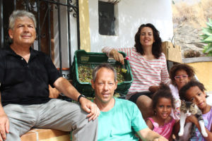 Carlo Zacchiero, María Ocaña en hun gezin