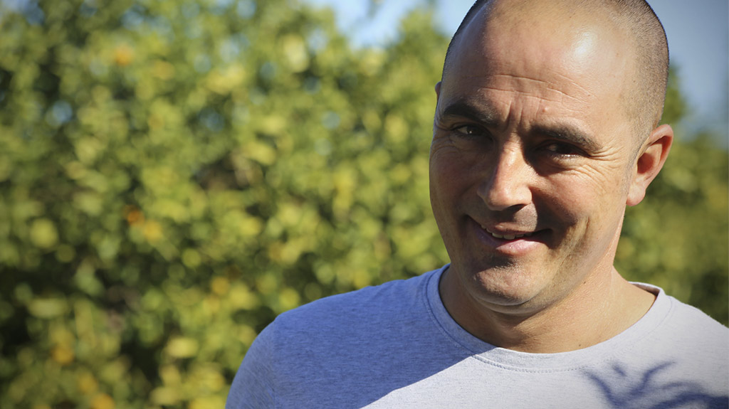El productor orgánico José Enrique Vallejo