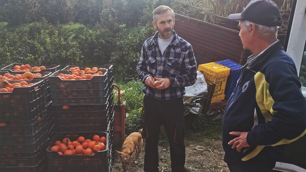 Paco Bedoya with the morning harvest