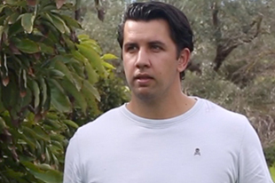 A portrait image of Jose Rueda